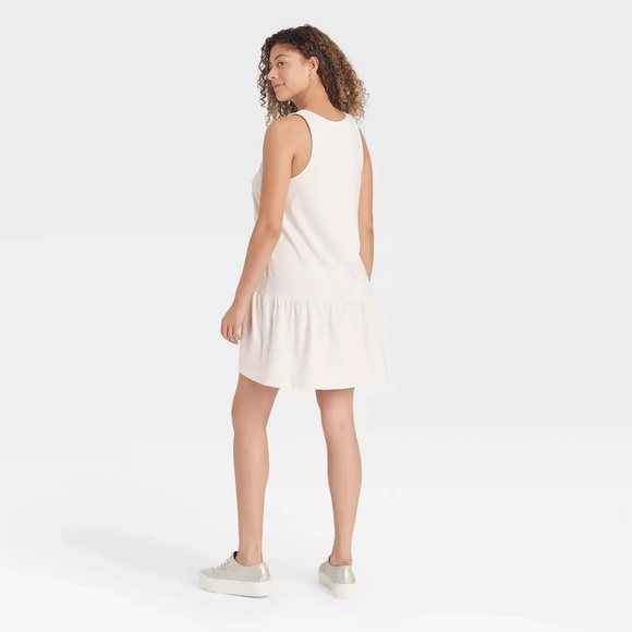 A New Day Solid White Sleeveless Ruffle Hem Dress Size M - Picture 3 of 9